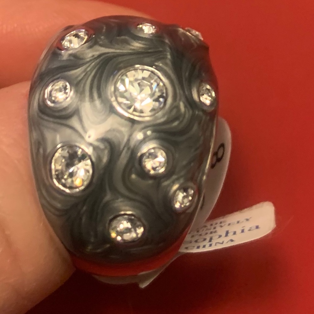 Beautiful blue swirl ring with bling